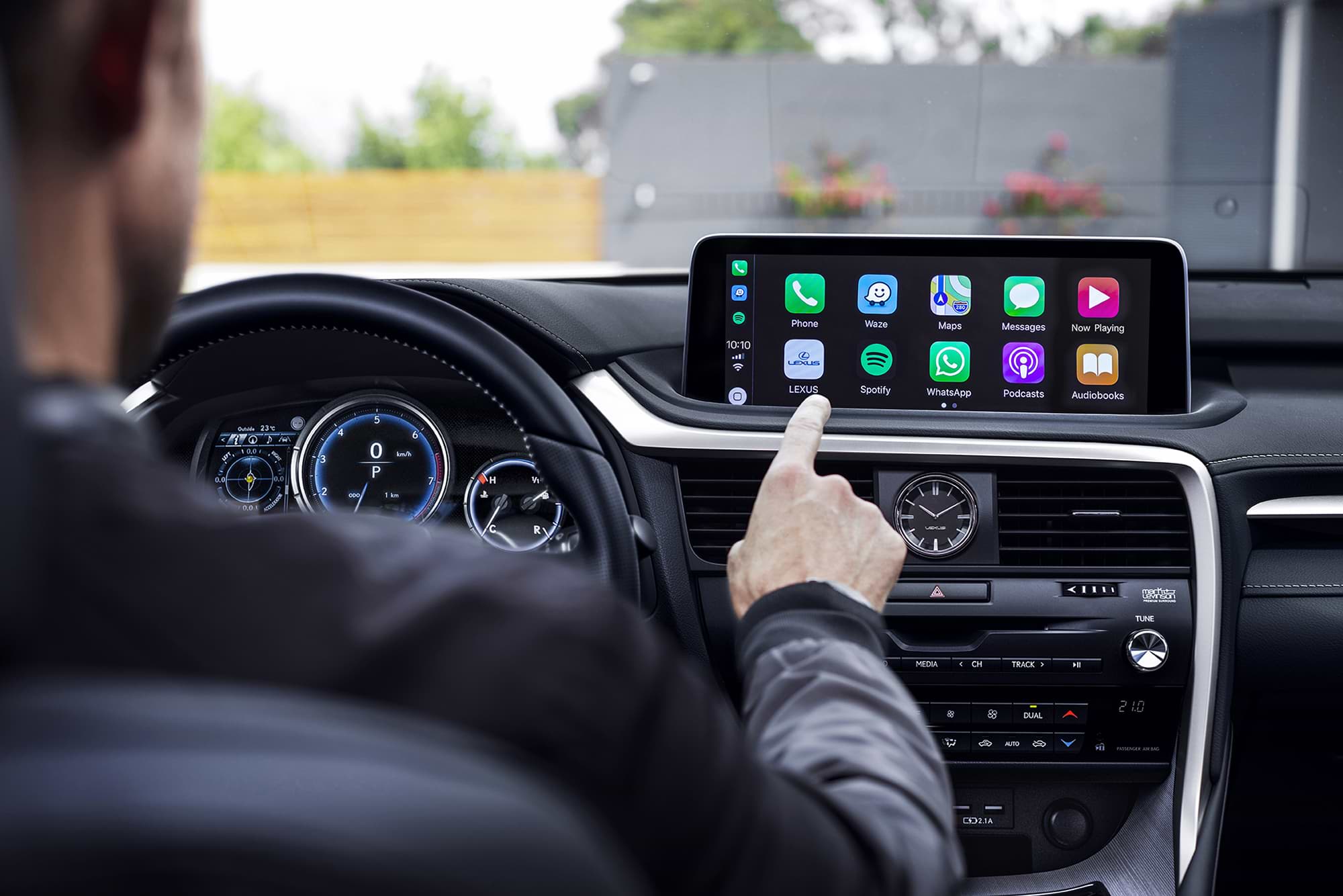 Lexus RX, SUV, Apple CarPlay, Android Auto